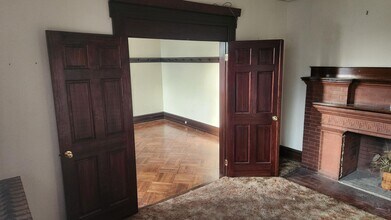 4 Spring Garden St-Unit -APT 1 in Lansford, PA - Building Photo - Building Photo