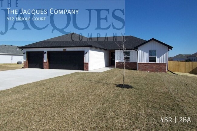 property at 512 S Oriole Ct