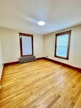 122 2nd St in Auburn, ME - Building Photo - Building Photo