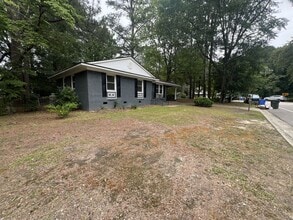 1515 Thelbert Dr in Fayetteville, NC - Building Photo - Building Photo