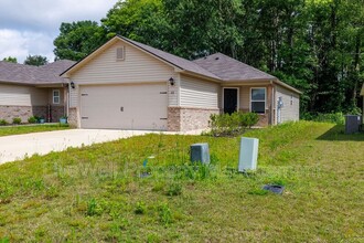 60 Jonathan Dr in Odenville, AL - Building Photo - Building Photo