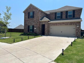 1316 Wrangler Way in Princeton, TX - Building Photo - Building Photo