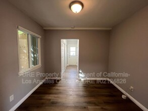 10715 1/2 Tabor St in Los Angeles, CA - Building Photo - Building Photo