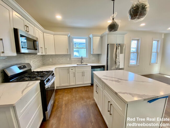 19 Bellevue St, Unit 1