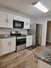 2602 27th Ave N in Texas City, TX - Building Photo - Building Photo