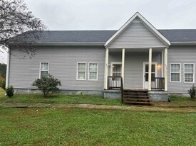 4217 Snake Rd in Athens, AL - Building Photo