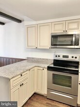 1557 Dunterry Pl in McLean, VA - Building Photo - Building Photo