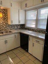 1747 Roanoke St in Wichita, KS - Building Photo - Building Photo