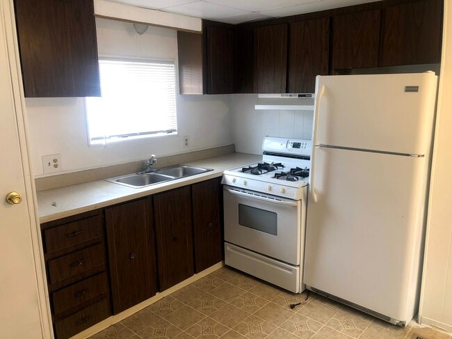 421 N 200 W St in Tooele, UT - Building Photo - Building Photo