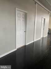 19 W Main St in Mechanicsburg, PA - Building Photo - Building Photo