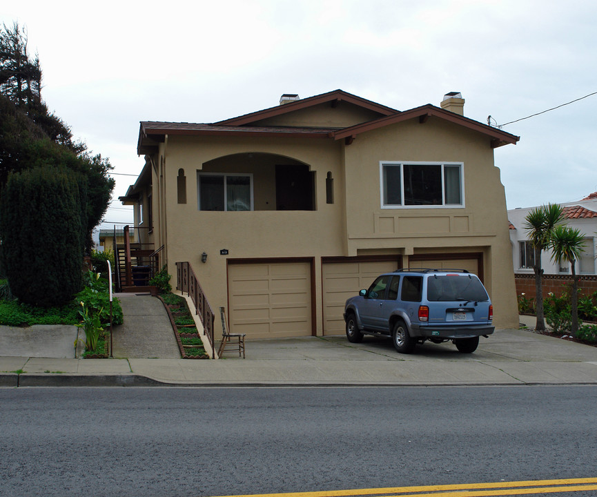 673 Miller Ave in South San Francisco, CA - Building Photo