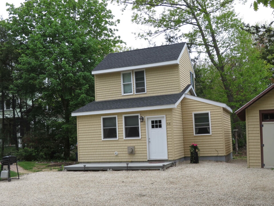 68 Berwick Rd in Wells, ME - Building Photo