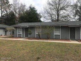 6707-6722 FL-22 in Panama City, FL - Building Photo