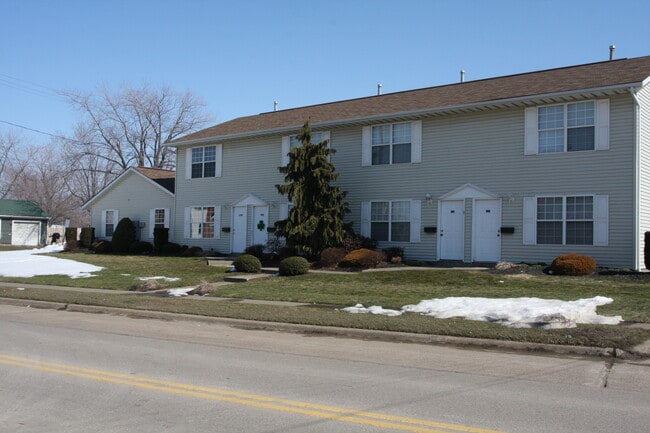 1016 Timonere Dr, Unit 1012 Timonere