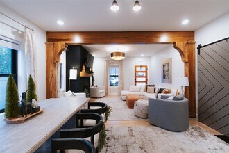 1011 Nutwood St in Bowling Green, KY - Building Photo - Building Photo