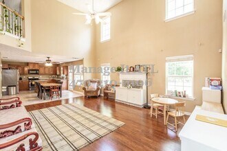 753 Roxholly Walk NE in Buford, GA - Building Photo - Building Photo