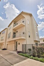 5541 Darling St in Houston, TX - Building Photo - Building Photo