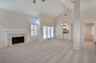 5806 Smoke Glass Trail in Dallas, TX - Building Photo - Building Photo