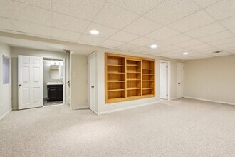 232 W Grant Village in Hinsdale, IL - Building Photo - Building Photo