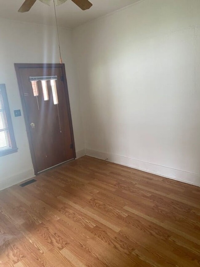 1710 S Kerth Ave in Evansville, IN - Building Photo - Building Photo
