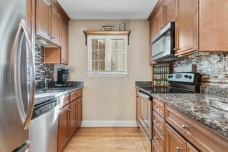 9 Adam St in Easton, MA - Building Photo - Building Photo