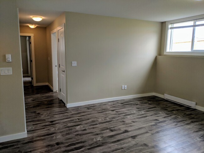 1604-16087 87 Ave in Dawson Creek, BC - Building Photo - Building Photo