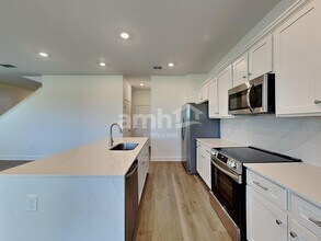 3215 Carthage Ave in Parrish, FL - Building Photo - Building Photo