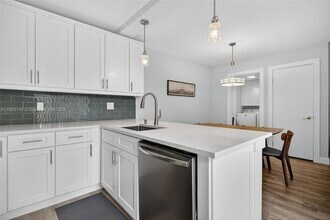2701 27th Ct in Jupiter, FL - Building Photo - Building Photo