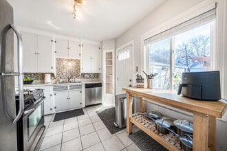 4249 18th Ave S in Minneapolis, MN - Building Photo - Building Photo