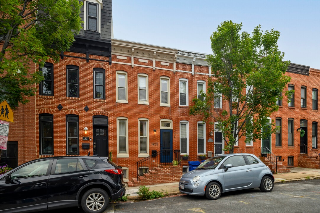 1425 Covington St in Baltimore, MD - Building Photo