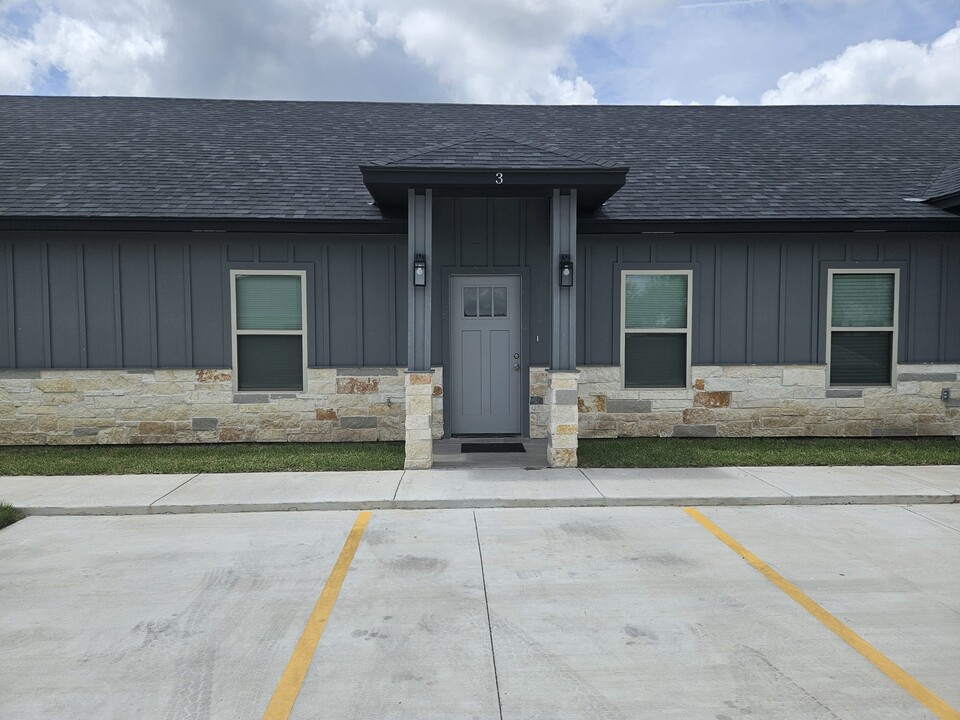 Magnolia Flats in Brownsville, TX - Foto de edificio