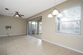 10825 Alvara Way in Bonita Springs, FL - Building Photo - Building Photo