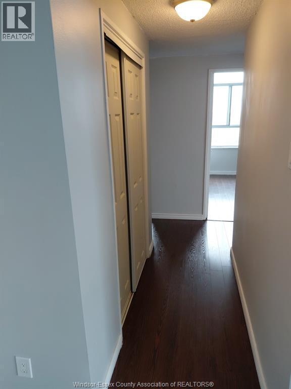 2550 Pharmacy Ave in Toronto, ON - Building Photo - Building Photo