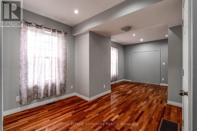 6 Trueman St in Brampton, ON - Building Photo - Building Photo