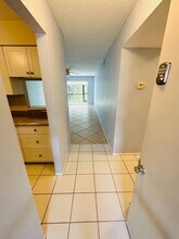 5649 Midnight Pass Rd in Siesta Key, FL - Building Photo - Building Photo