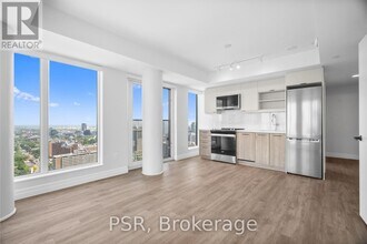 203-3203 Jarvis St in Toronto, ON - Building Photo - Building Photo