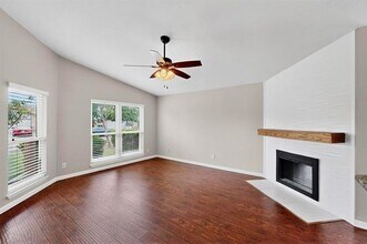 5644 Powers St in The Colony, TX - Building Photo - Building Photo
