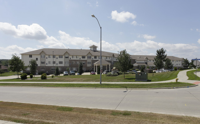 Copper Shores Village in Des Moines, IA - Building Photo - Building Photo