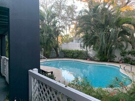 606 S Albany Ave in Tampa, FL - Building Photo