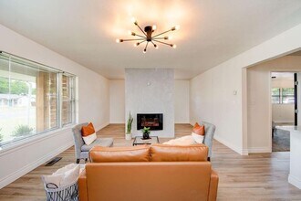 3001 37th St in Lubbock, TX - Building Photo - Building Photo