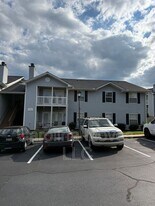 107 Pelham Square Way in Greer, SC - Building Photo