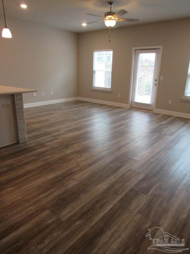 9802 Nature Creek Blvd in Pensacola, FL - Building Photo - Building Photo