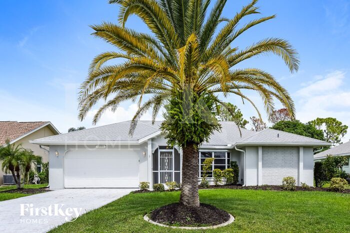 25384 Narwhal Ln in Punta Gorda, FL - Building Photo