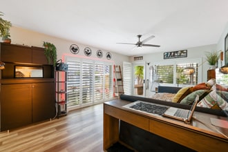 8040 Tatum Waterway Dr in Miami Beach, FL - Building Photo - Building Photo