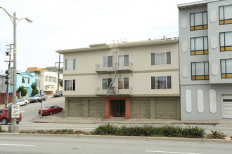 1700 19th Ave in San Francisco, CA - Building Photo - Building Photo