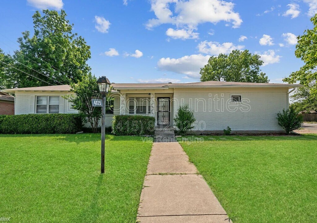 4025 Field St in Haltom City, TX - Building Photo