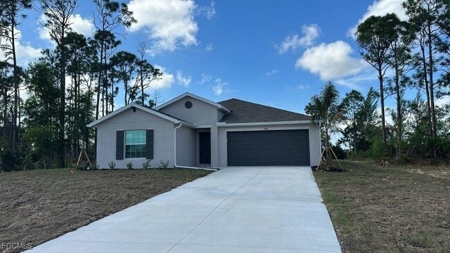 2846 Northwest 28th Ave in Cape Coral, FL - Building Photo - Building Photo