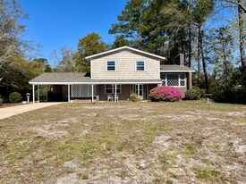 5719 Wrightsville Ave in Wilmington, NC - Building Photo