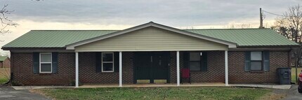 625 Sunburst Dr, Unit 625A in McMinnville, TN - Building Photo - Building Photo