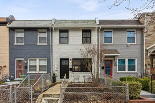 1157 3rd St NE in Washington, DC - Building Photo